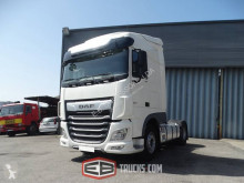 Cabeza tractora DAF XF 106 usada