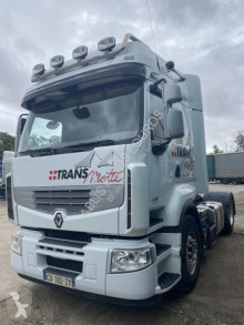 Tracteur Renault Premium 460