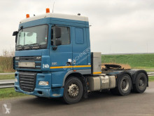 Cabeza tractora DAF XF105 usada