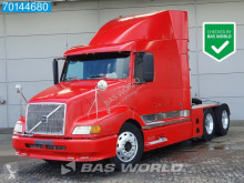 Cabeza tractora Volvo VNL usada