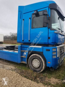 Cabeza tractora Renault Magnum 520 usada
