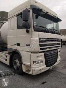 Тягач DAF XF105 FAT XF105.460 б/у
