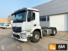 Tracteur Mercedes Arocs 1843