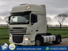 Тягач DAF XF105 б/у