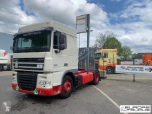 Тягач DAF XF105 б/у