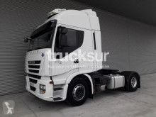 Влекач Iveco Stralis