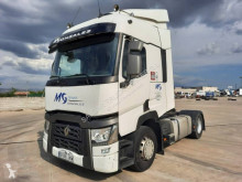 Влекач Renault T-Series 460