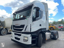 Volvo nyergesvontató FH 460
