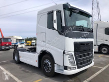 Влекач Volvo FH13 500 опасни товари / adr втора употреба