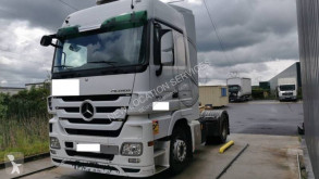 Nyergesvontató Mercedes Actros 1844 használt