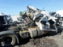 Cabeza tractora Scania R 440 accidentada