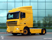 Tracteur DAF XF 105