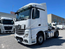 Cabeza tractora Mercedes LS usada