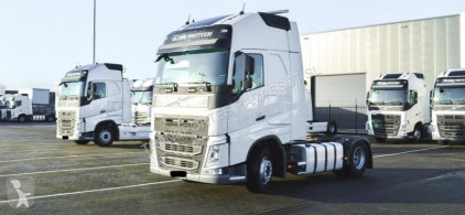 Cap tractor Volvo FH second-hand