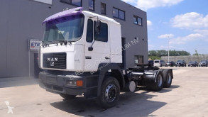 Cabeza tractora MAN 26.403 (6X4 / STEEL SUSP. / 6 CYLINDER) usada