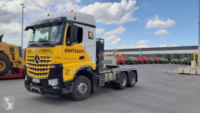 Cabeza tractora Mercedes Arocs usada