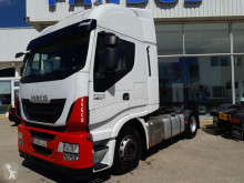 Nyergesvontató Iveco AS440S46TP Hi Way használt