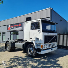 Tracteur Volvo F12 F1220 TURBO occasion