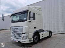 Tracteur DAF XF 106