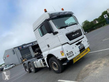 Cabeza tractora MAN TGX 33.540 convoy excepcional usada