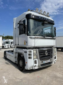 Tracteur Renault Magnum 500