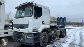 Tracteur Renault Premium Lander 450 accidenté