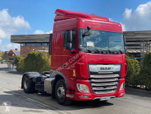 Tahač DAF XF 106