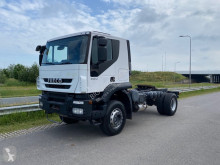 Tracteur Iveco Trakker 380
