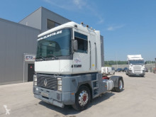 Tracteur Renault Magnum 385