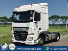 Cabeza tractora DAF XF 460 usada