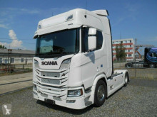 Cabeza tractora Volvo usada