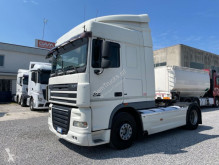 DAF nyergesvontató XF