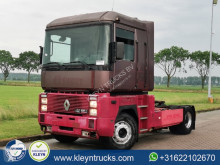 Cabeza tractora Renault Magnum 520 accidentada