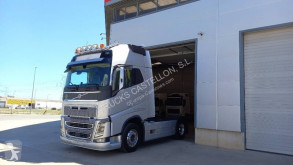 Cabeza tractora Volvo FH16 750 usada