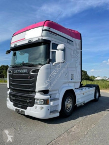 Влекач Scania R 520
