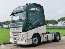 Trekker Volvo FH 540 tweedehands gevaarlijke stoffen / vervoer gevaarlijke stoffen