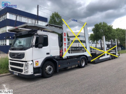 Camión remolque portacoches Volvo FM