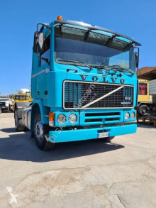 Trattore Volvo F12 360 collezione usato
