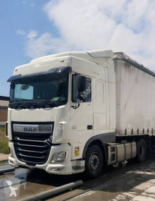 Cabeza tractora DAF XF105 510 usada