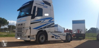 Cap tractor Volvo FH 500