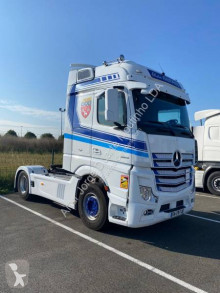 Tahač Mercedes Actros 1853 použitý