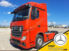 Nyergesvontató Mercedes Actros 1845 LS használt