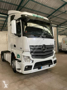 Mercedes Actros 1842 tractor unit used