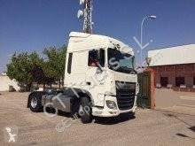 DAF nyergesvontató XF 460