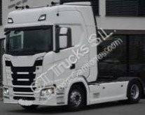 Scania nyergesvontató R 450