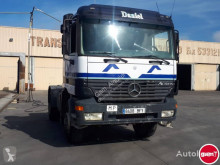 Mercedes tractor unit 2040