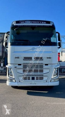 Cabeza tractora estándar Volvo usada