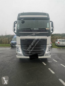 جرار Volvo FH 500 Globetrotter مستعمل