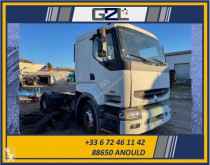 Cabeza tractora Renault Premium 420 DCI accidentada