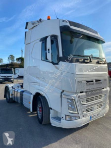 Volvo FH 500 Globetrotter tractor unit used